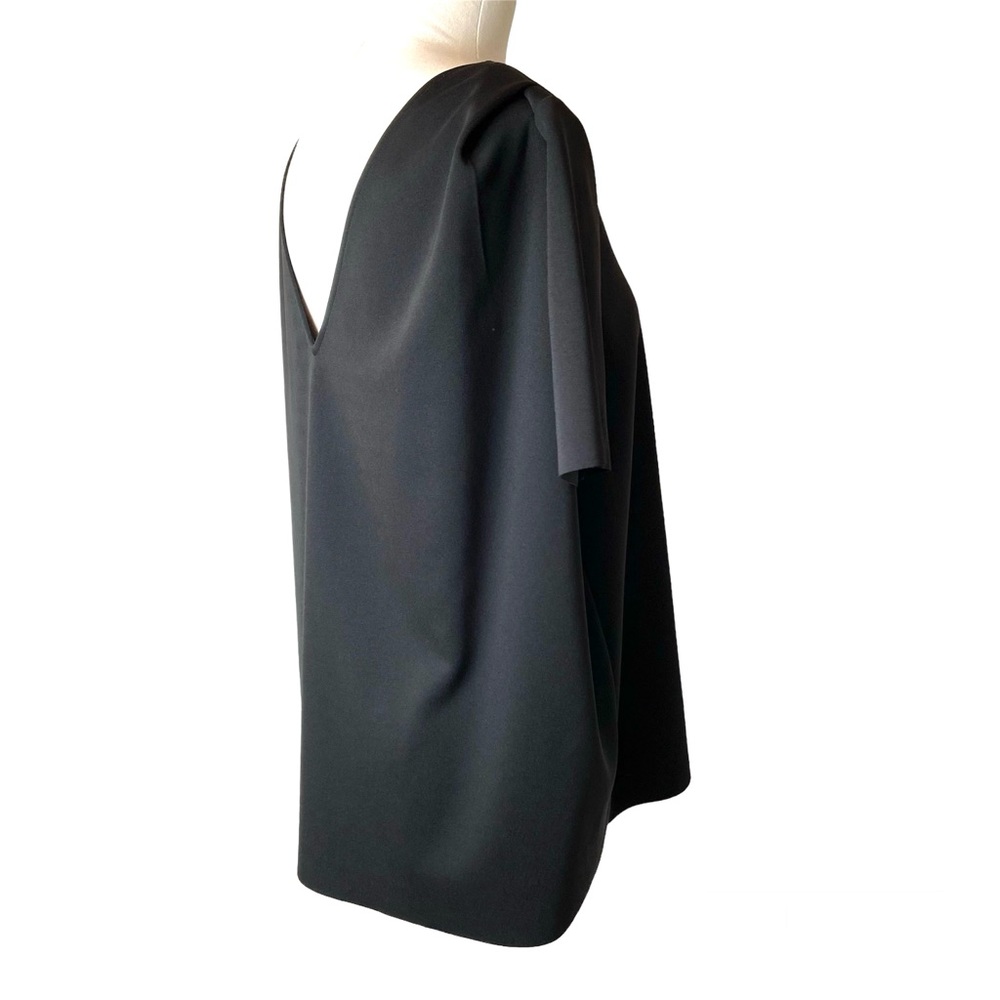 LORD & TAYLOR 424 Fifth Black V Back Pleated Sleeve Top